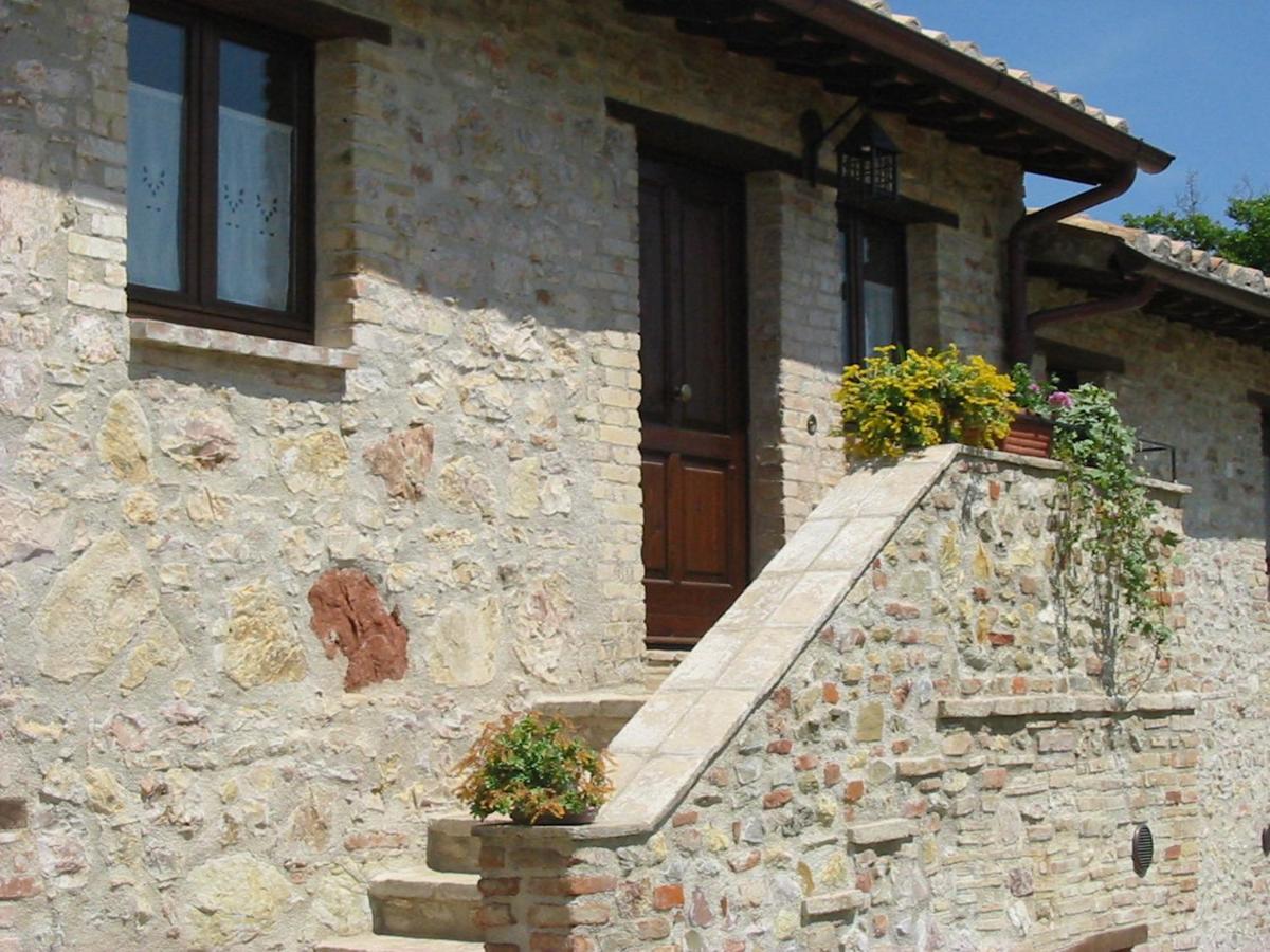 Girasole - Agriturismo Fogliani Giano dell'Umbria ภายนอก รูปภาพ